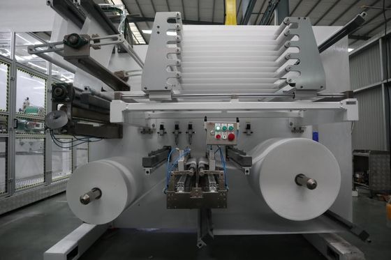 85% Efficiency 0.8Mpa 680*450mm Adult Diaper Making Machine