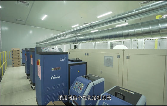 Tension Control 95T Adult Pants Making Machine With Nordson Applicator