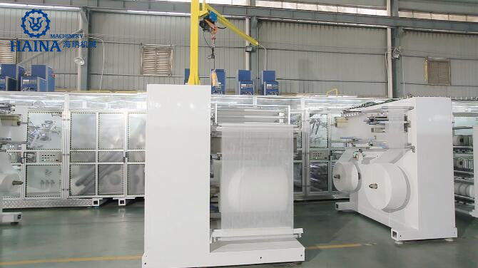 Full Servo 250PPM Adult Diaper Making Machine With Stacker
